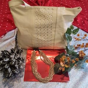 Handbag & necklace